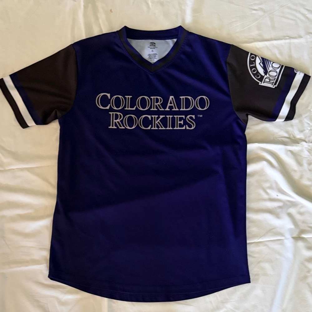 Men’s Medium MLB Colorado Rockies Jersey-Style Tee